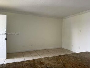 890 NW 45th Ave in Miami, FL - Building Photo - Building Photo