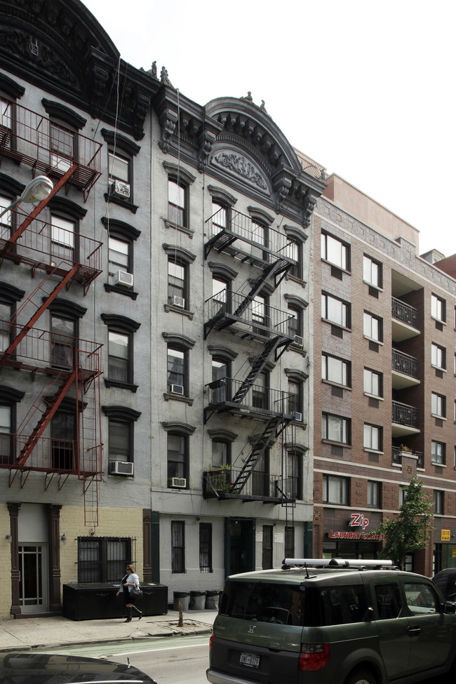 162 Stanton St in New York, NY - Building Photo - Building Photo