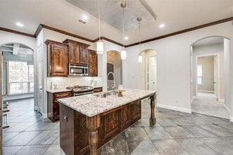 137 Andrea Ct in Lewisville, TX - Building Photo - Building Photo