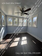 424 E 6th St in Jacksonville, FL - Foto de edificio - Building Photo