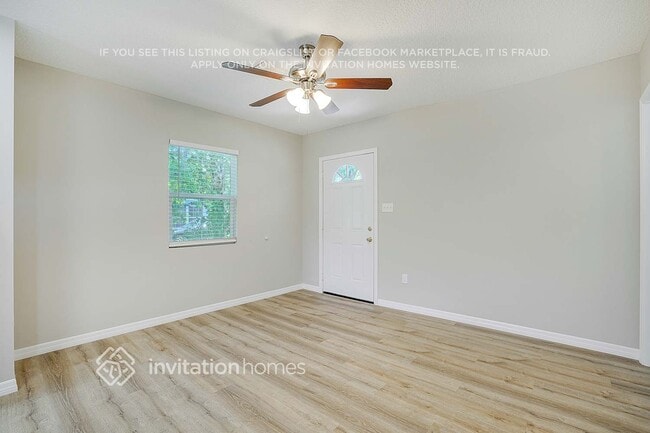 3725 Pine View Cir in Jacksonville, FL - Building Photo - Building Photo