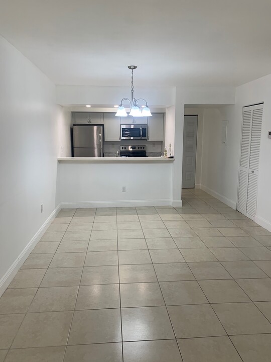 18330 Mediterranean Blvd, Unit #2304 in Hialeah, FL - Building Photo