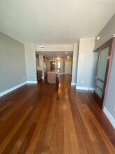111 N 12th St, Unit 1407 in Tampa, FL - Foto de edificio - Building Photo