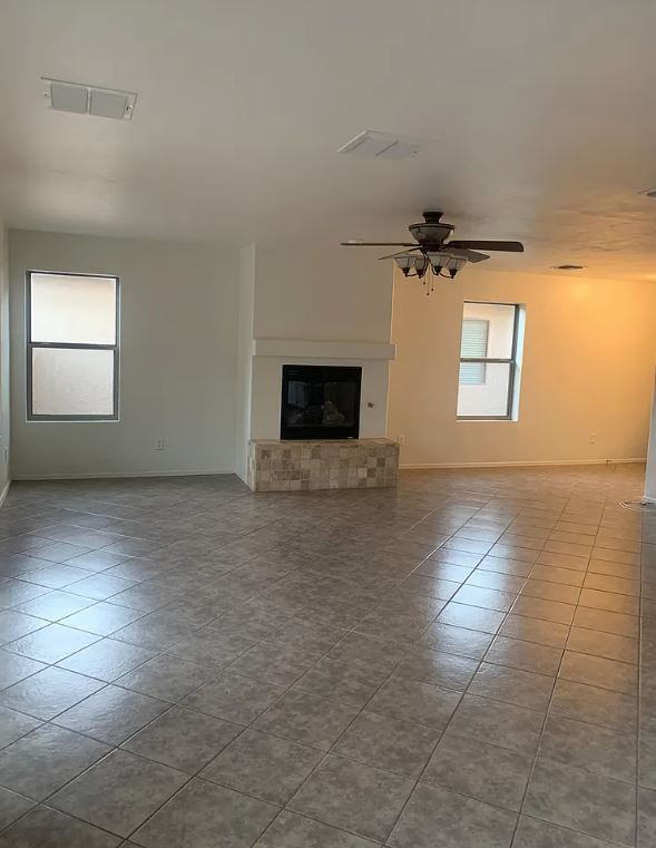 640 W Emerald Key Dr in Green Valley, AZ - Building Photo - Building Photo