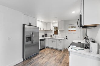 1316 Grand Ave in Santa Rosa, CA - Building Photo - Building Photo