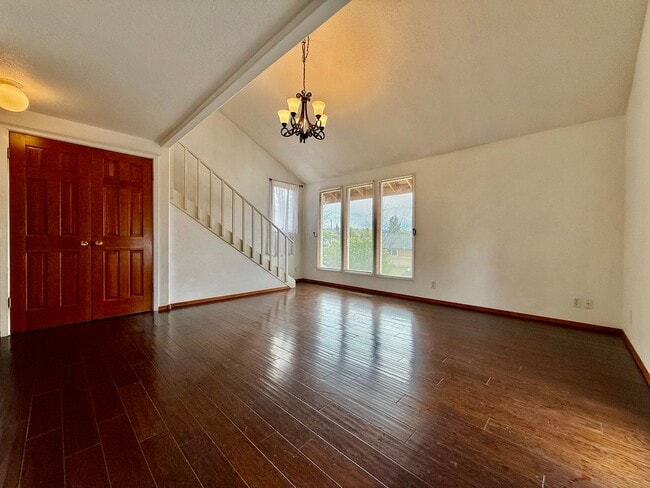 275 SW 2nd St in Prineville, OR - Building Photo - Building Photo