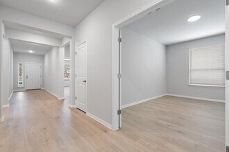 132 Condesa St in Kyle, TX - Building Photo - Building Photo