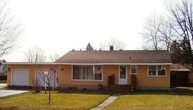 516 Anderson Rd in Duluth, MN - Building Photo - Building Photo