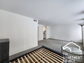 260 E Chestnut St in Chicago, IL - Building Photo - Building Photo