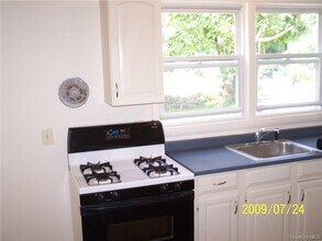 15 1/2 North St in Warwick, NY - Building Photo - Building Photo