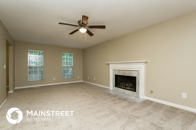 278 Castleair Dr NE in Kennesaw, GA - Building Photo - Building Photo
