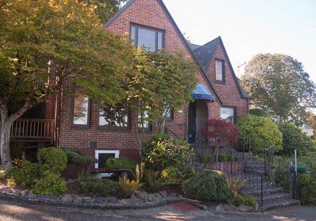3405 SW Barbur Blvd in Portland, OR - Building Photo