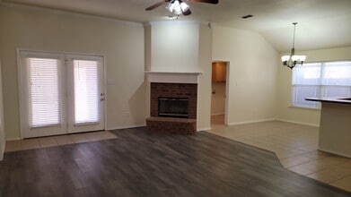 10820 Detroit Ave in Lubbock, TX - Building Photo - Building Photo