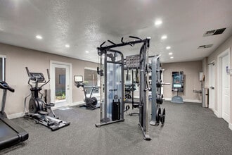 Reserve at Cadillac Apartments in Sacramento, CA - Foto de edificio - Building Photo