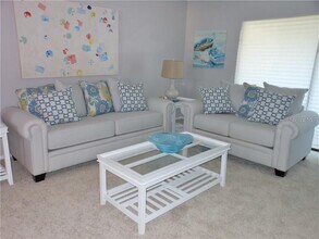 114 Windward Pl in Oldsmar, FL - Foto de edificio - Building Photo