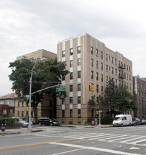 8001 Bay Pky in Brooklyn, NY - Building Photo - Building Photo