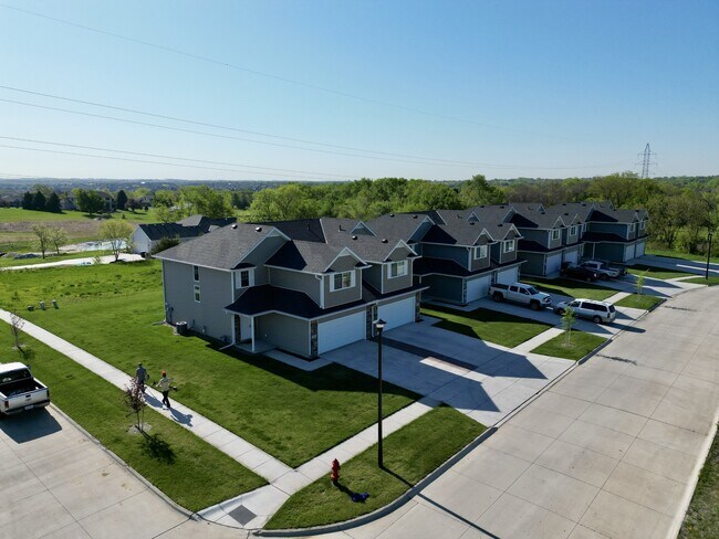 1230 Cedar Cv Rd in Lincoln, NE - Building Photo - Building Photo