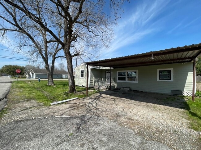 property at 3707 Rosemont St