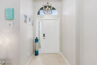 2705 SW 11th Pl in Cape Coral, FL - Building Photo - Building Photo