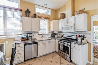 1227 Sherman St in San Jose, CA - Building Photo - Building Photo