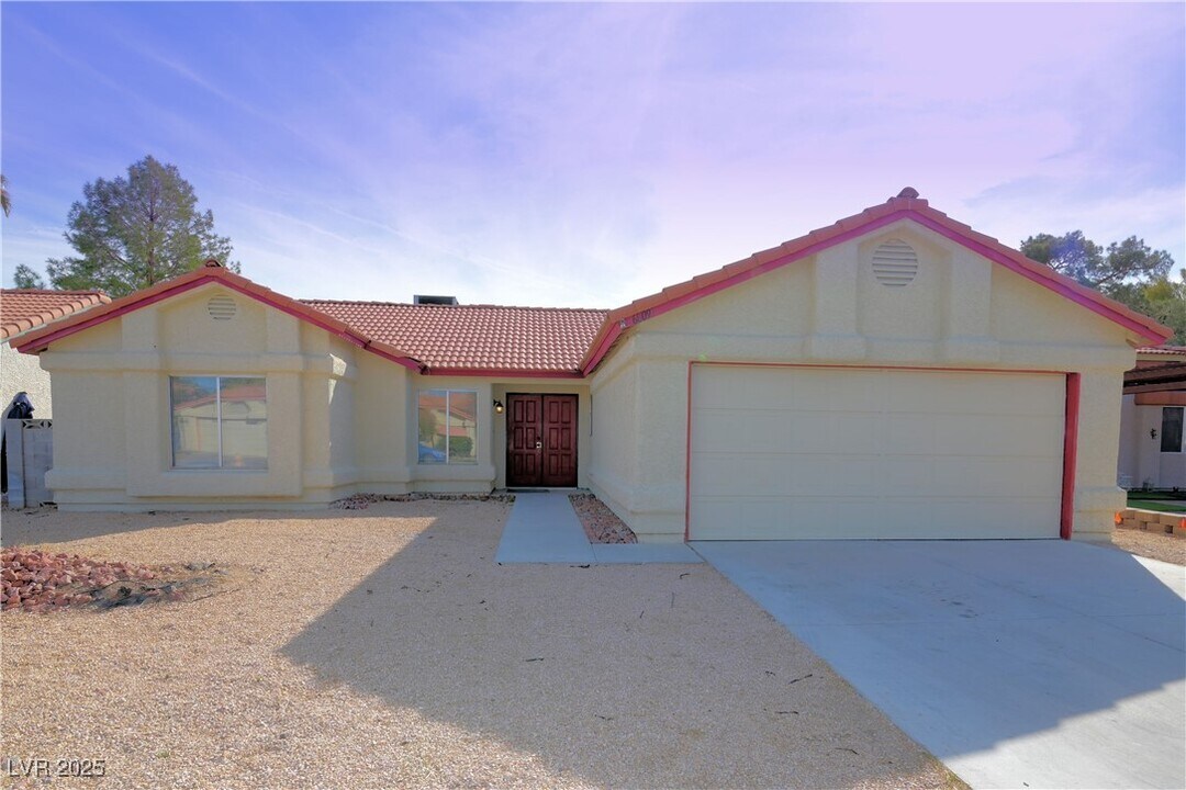 6609 Dry Breeze Ct in Las Vegas, NV - Building Photo