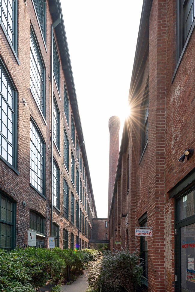Rising Sun Mills in Providence, RI - Foto de edificio - Building Photo