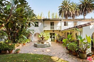 1800 Outpost Dr in Los Angeles, CA - Building Photo - Building Photo