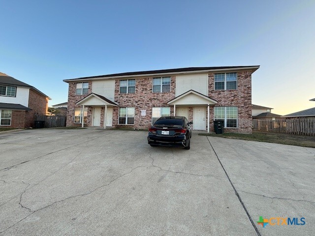 4304 Mattie Dr in Killeen, TX - Foto de edificio