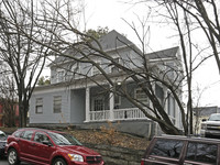 Gray House in Knoxville, TN - Foto de edificio - Building Photo