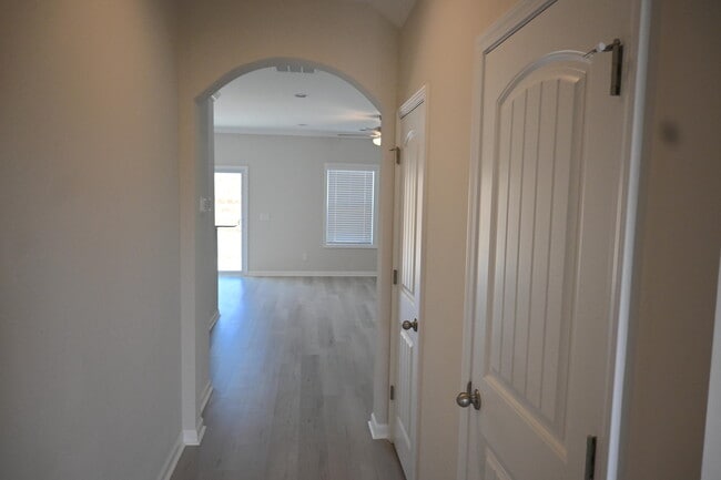 692 Manitou Cir in Aiken, SC - Building Photo - Building Photo