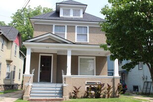 514 Wheaton Ave in Kalamazoo, MI - Building Photo