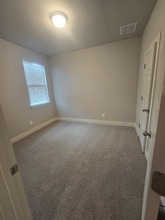 810 Shatterhand Blvd in San Antonio, TX - Building Photo - Building Photo