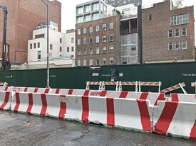 540-550 W 21st St in New York, NY - Building Photo