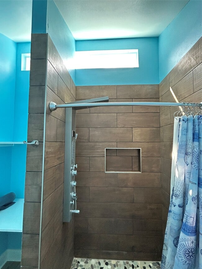 property at 30 Harbour Ln