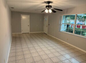 39059 9th Ave in Zephyrhills, FL - Building Photo - Building Photo