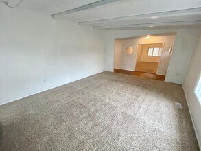 6119 Onyx Ave in Klamath Falls, OR - Building Photo - Building Photo