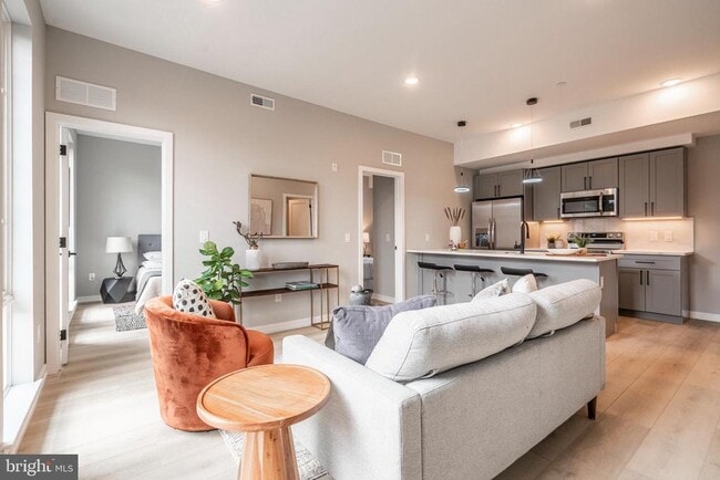 property at 713 S Mildred St