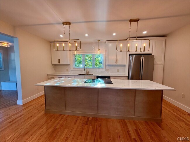 11 Sanger Ave in New Hartford, NY - Building Photo - Building Photo