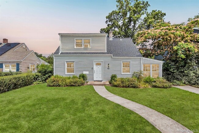 property at 63 Old Farm Rd