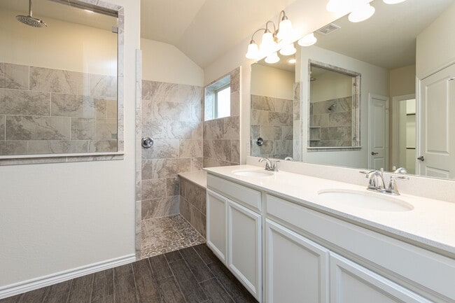 property at 11 Pioneer Canyon Pl