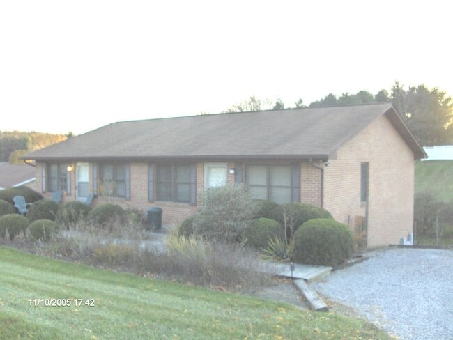property at 1504 Sandy Cir