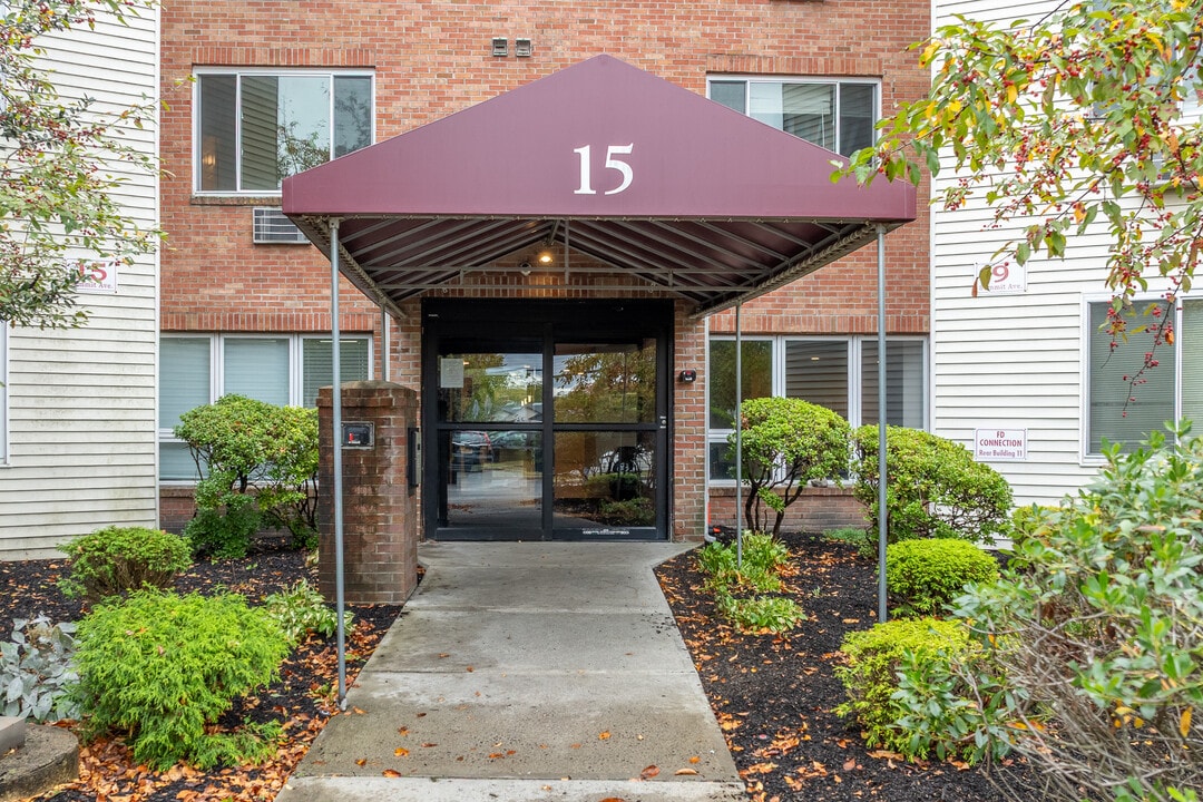 Sycamore Crest 55+ Senior Apartments in Spring Valley, NY - Building Photo