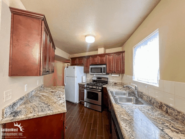 property at 2208 E Melinda Ave