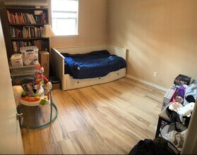 17902 Strack Farm Rd in Spring, TX - Foto de edificio - Building Photo