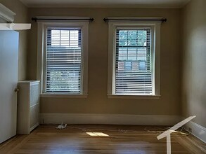 75 Saint Paul St, Unit 1R in Brookline, MA - Building Photo - Building Photo