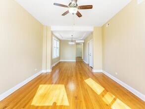 4706 W Adams St in Chicago, IL - Building Photo - Building Photo