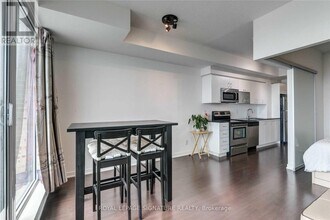 150 E Liberty St in Toronto, ON - Building Photo - Building Photo