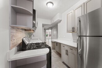 6106 N Winthrop Ave in Chicago, IL - Building Photo - Building Photo