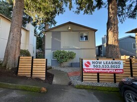 5115 SW 62nd Ave in Portland, OR - Building Photo