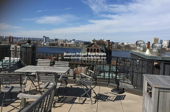 416 Marlborough St, Unit 703 in Boston, MA - Building Photo - Building Photo